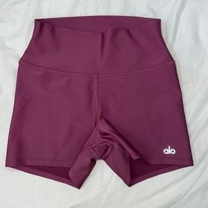 Alo yoga shorts